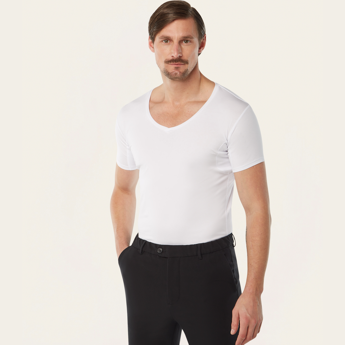 V-neck Sweat-proof undershirt white