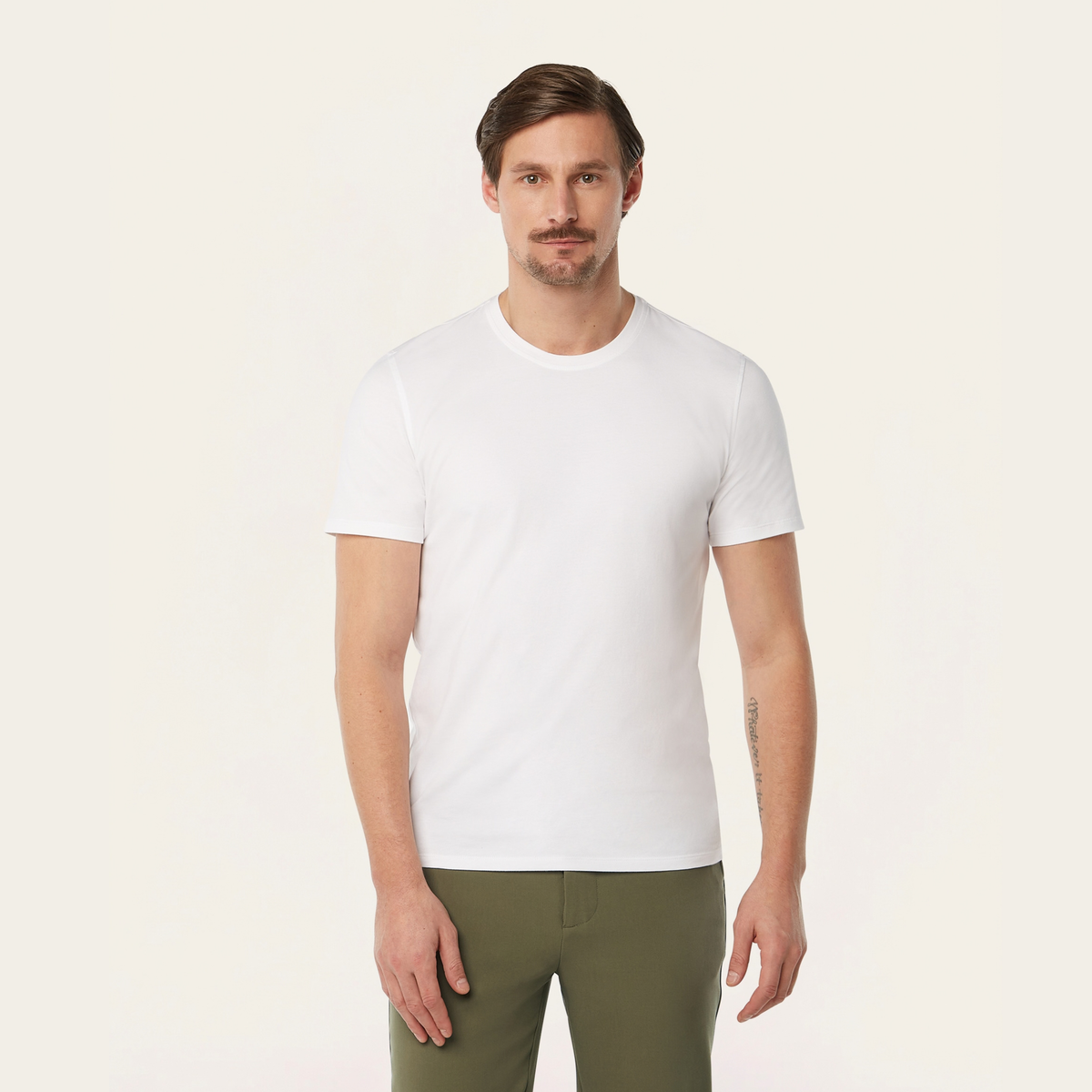 T-shirt white