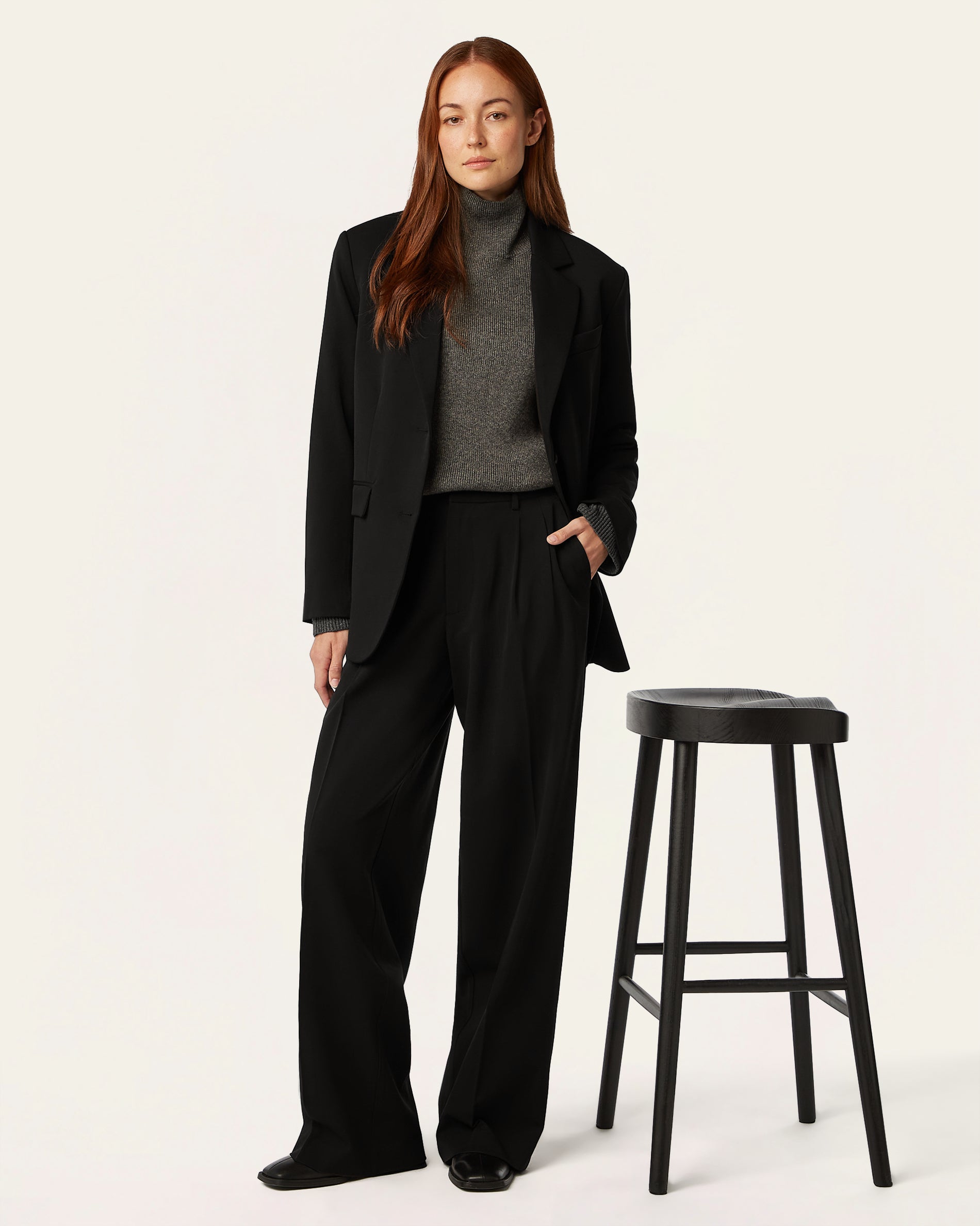 Signature Blazer - Black