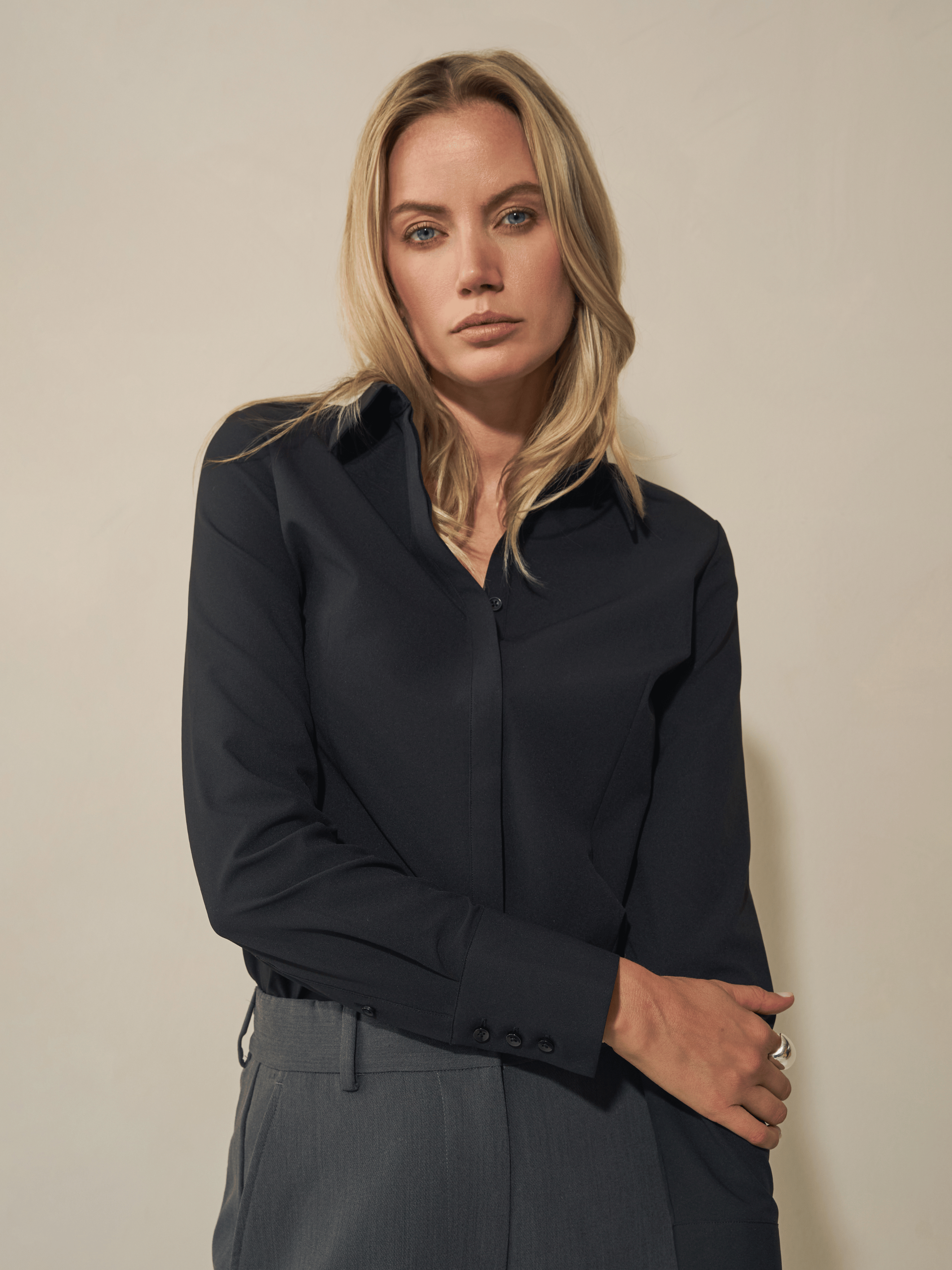 Slim fit Blouse - Black